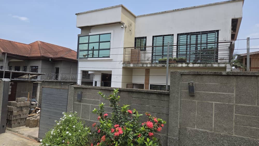 Villa Douala Logpom
