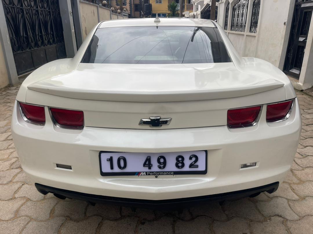 Chevrolet Camaro vue latérale