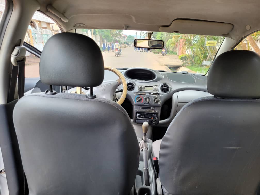 Toyota Yaris vue arrière